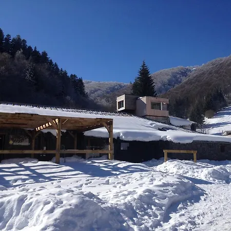 Aux 500 Diables Eco - Hotel Chambon-sur-Lac